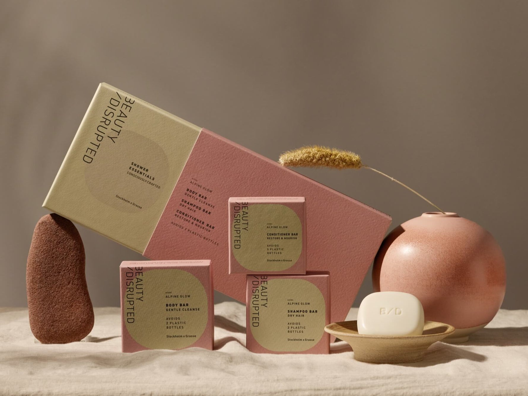 Collection of solid shampoo, solid conditioner & masks, solid body treatment - Alpine Glow fragrance made in Grasse France