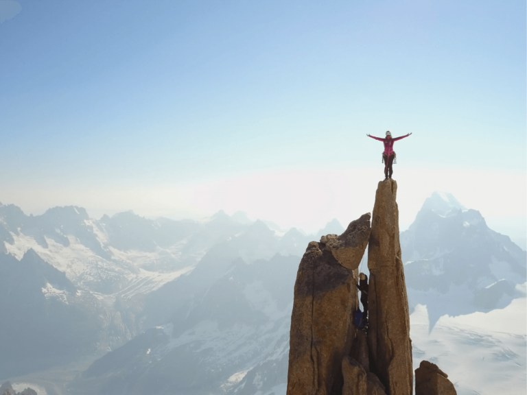 Rencontrez Liv Sansoz : Championne du Monde d’Escalade et Amoureuse de la Montagne